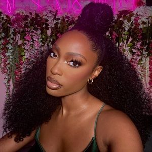 Meet your Posher, Aliyah
